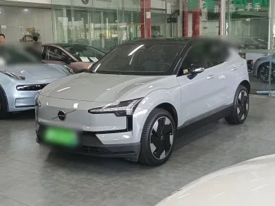 Volvo EX30 2025 Rear-Drive Long-Range Version Ultra — exterior