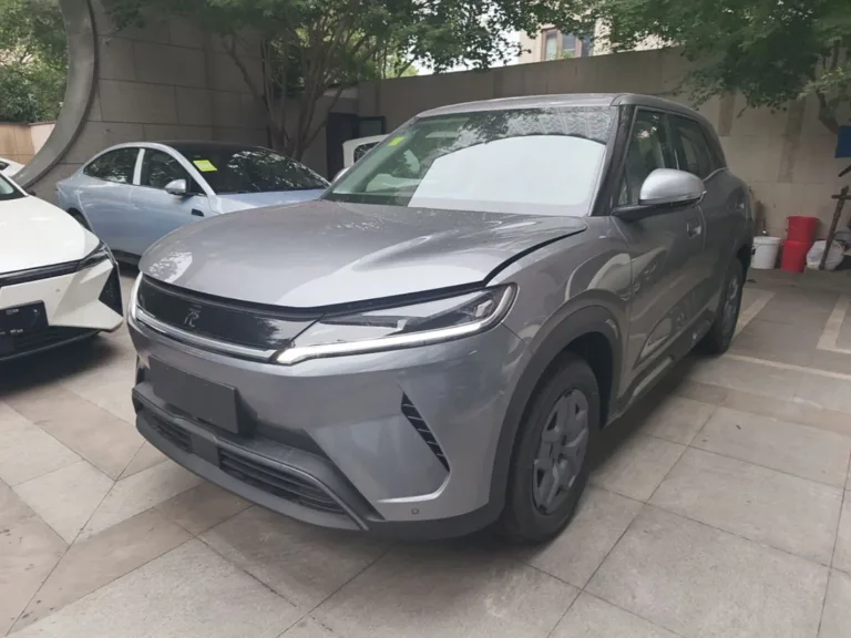 BYD Yuan UP 2025 Model 301KM Leading Version — exterior