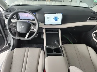 BYD Yuan UP 2025 Model 301KM Leading Version — detail 4