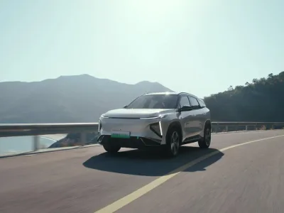 Geely Galaxy L7 — official photo 2