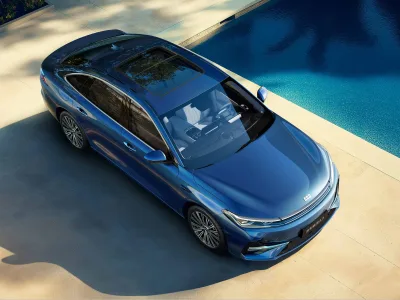 Geely Galaxy A7 EM-i — official photo 2