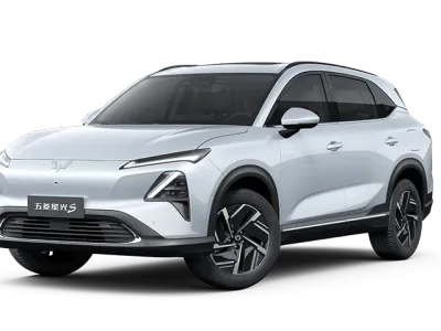 Wuling Starlight S — official photo 1