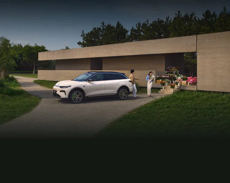 Leapmotor C11 — official photo 1