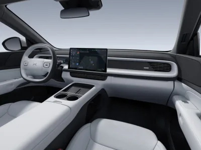 XPeng G6 — interior 3
