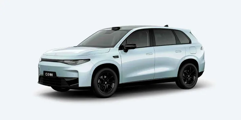 Leapmotor C10 — front 3/4