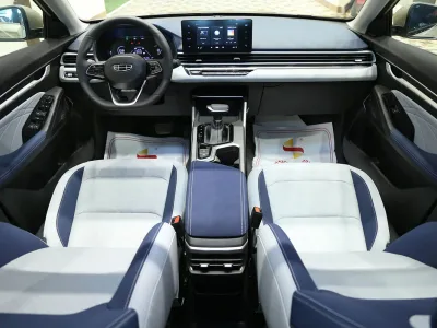 Geely Emgrand — interior 2