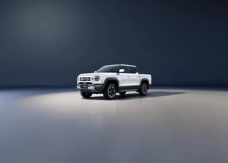BYD Shark 6 — official photo 1